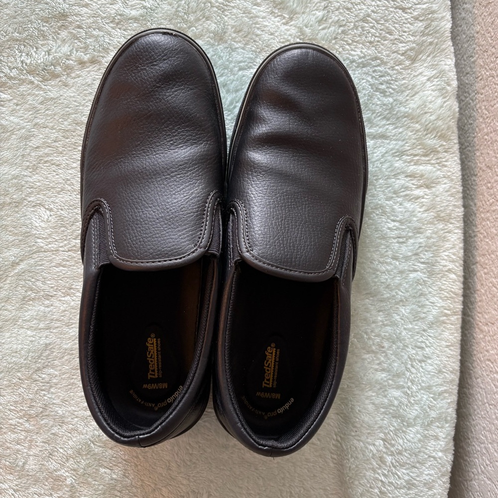๐ Black Slip-On slip-resistant Shoes size 9 wide - Picture 4 of 5